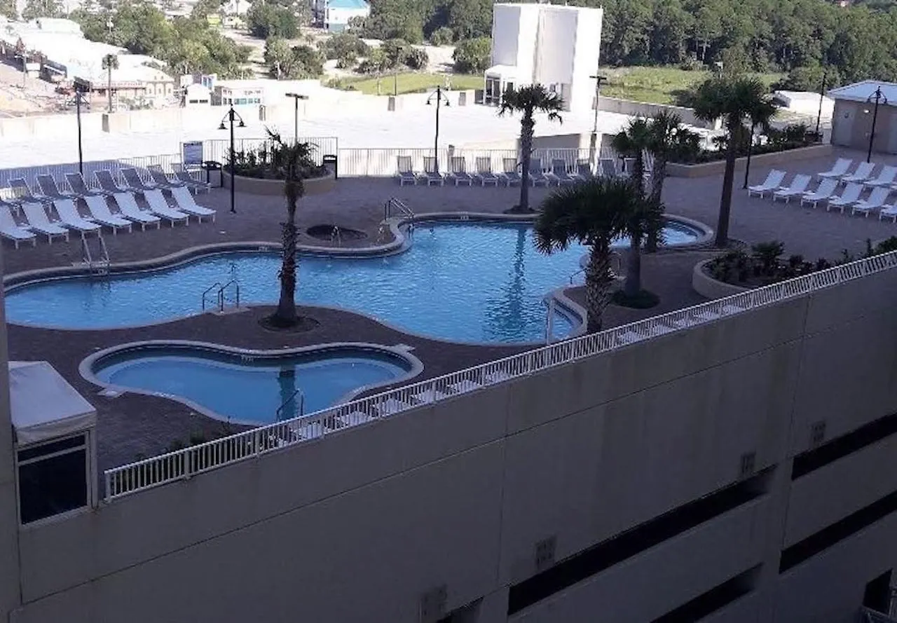 Apartment Laketown Wharf Panama City Beach